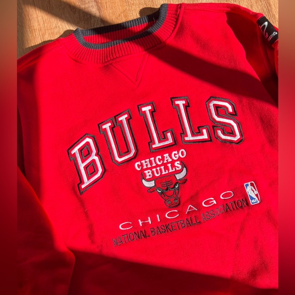 Vintage NBA Chicago Bulls Crew Neck Sweater - Picture 4 of 7